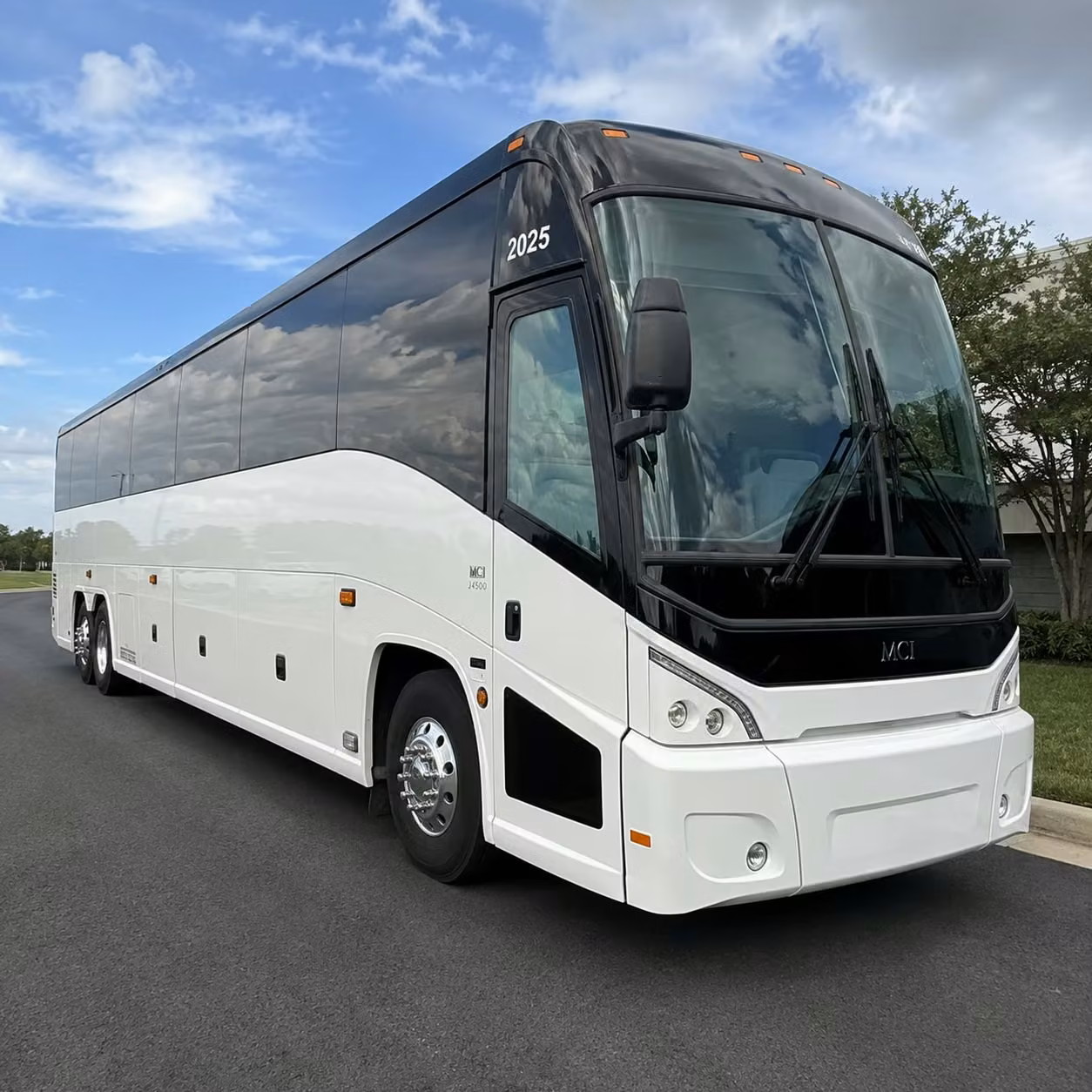 daytona beach concerts and events are right in deltona s backyard let a bus handle the drive