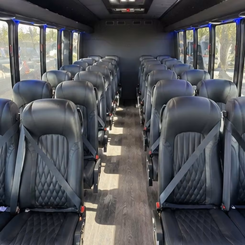 deltona 30 passenger minibus rental