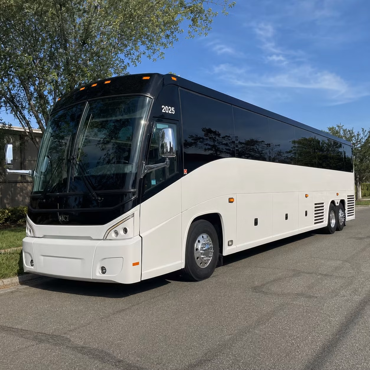 multi day charter bus rentals for deltona schools churches and organizations