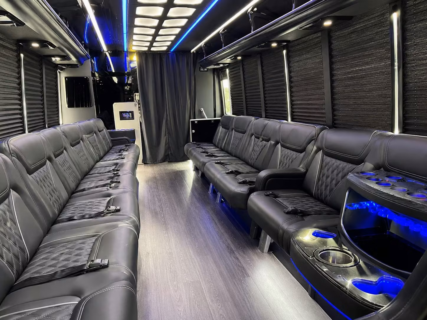 party buses from deltona make every concert night feel like the main event before you even arrive