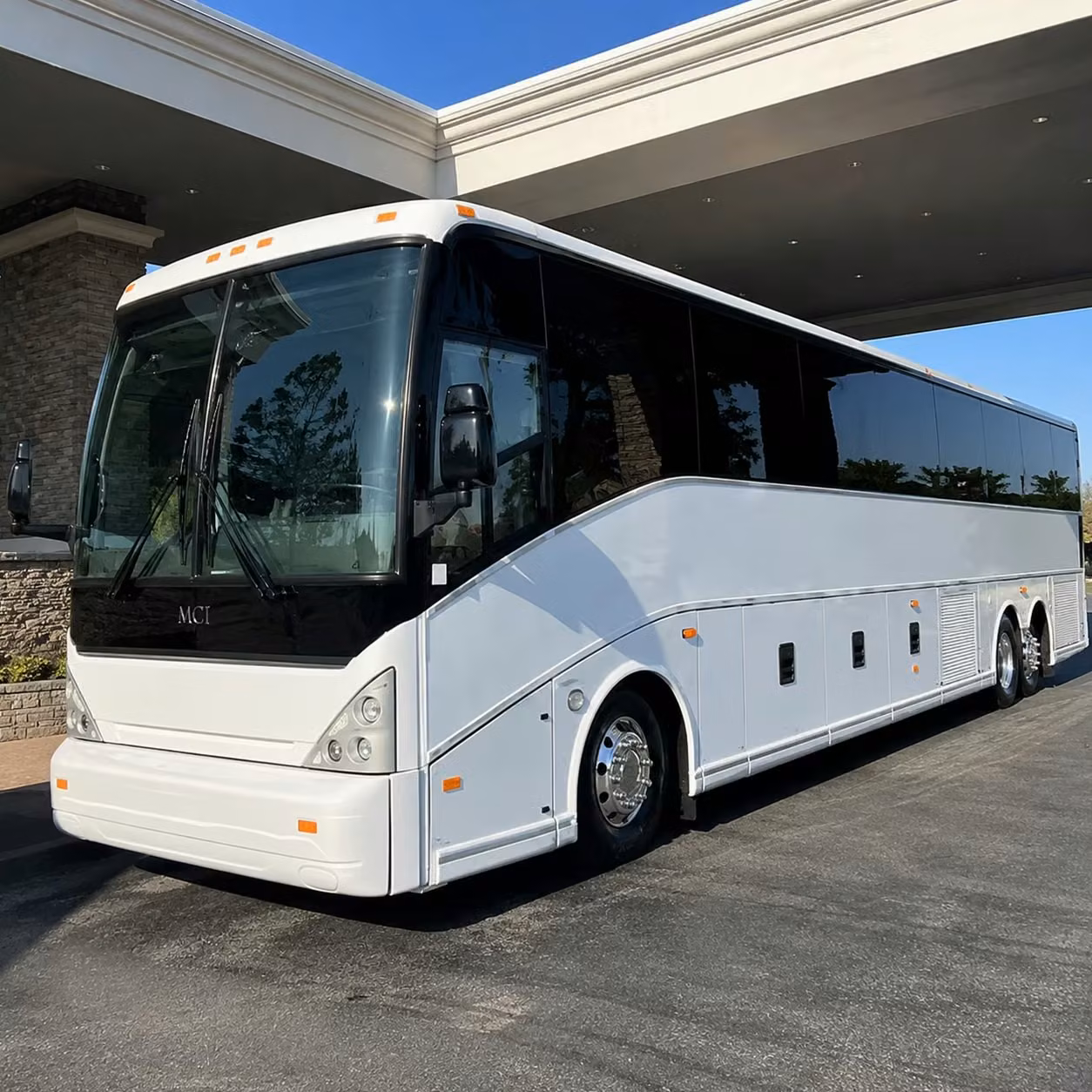returning home to deltona book your arrival shuttle before you land